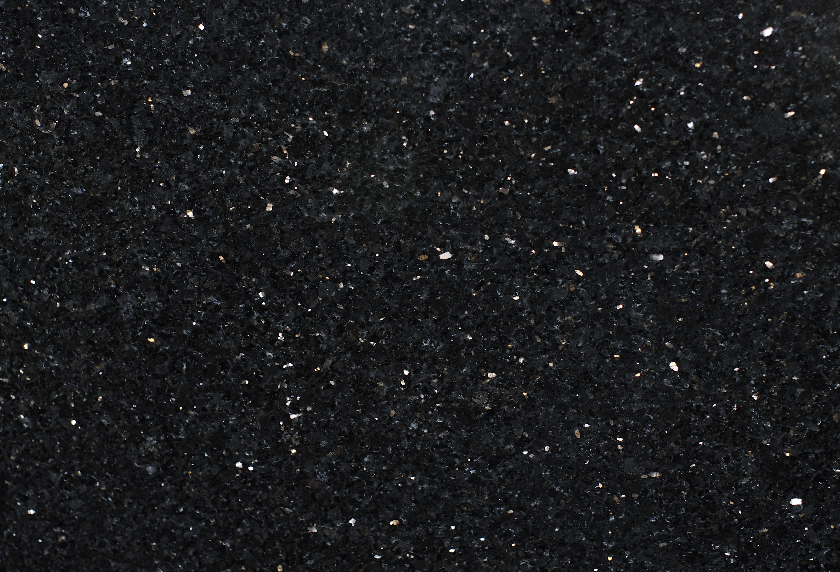 Pllakë graniti Black Galaxy e zezë me pika të arta
